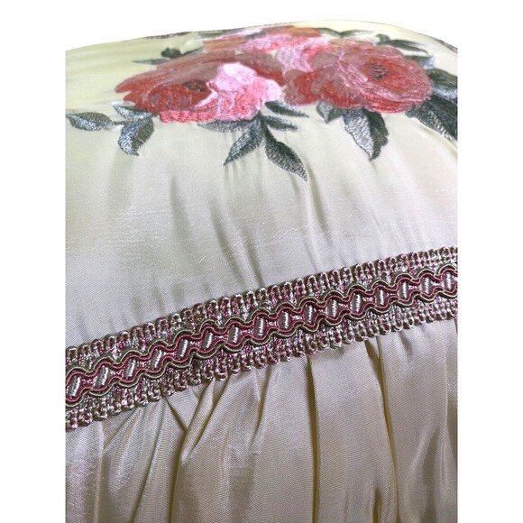 Touch of Class Luxury Piped Pillow Square Floral Trellis Rose Blush 18” NEW - Picture 8 of 11